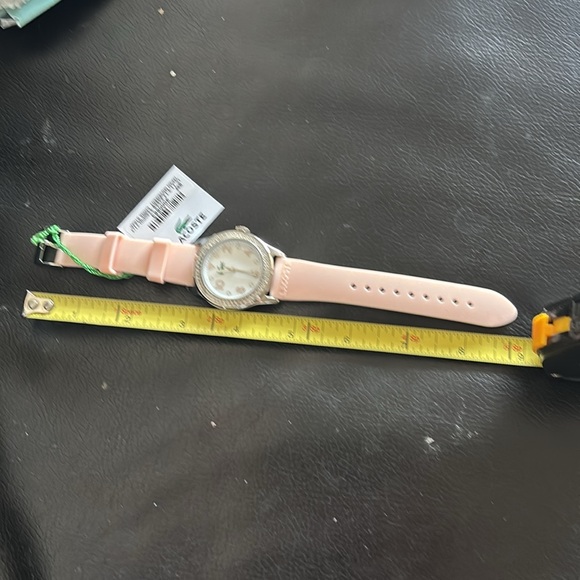 NIB. GORGEOUS WATCH - Picture 4 of 7